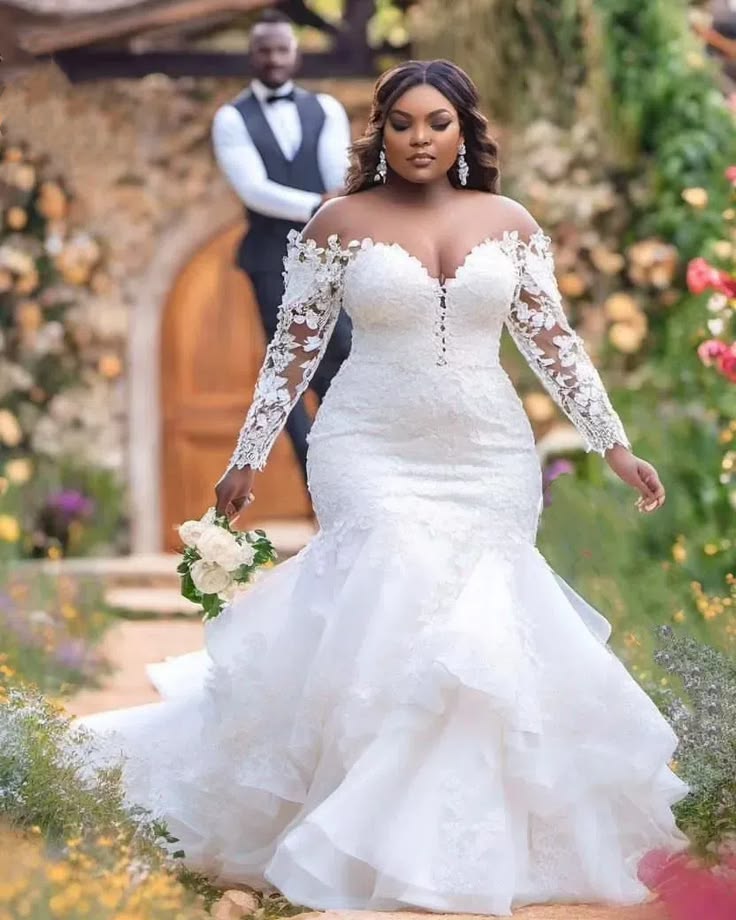 Hot Mermaid Plus Size White Lace Wedding Dress