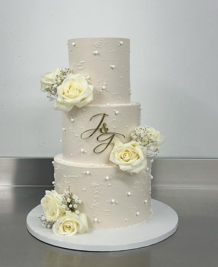 Elegant Wedding Cake