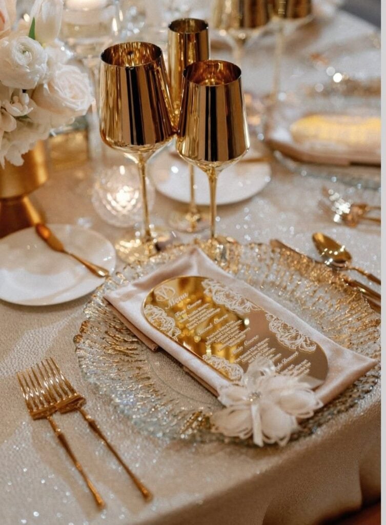 Use Gold Accents Throughout the Venue